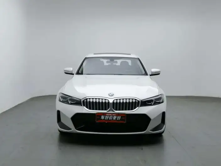 BMW 3 Series 2023 Model 320i M Sports Set – фото 2