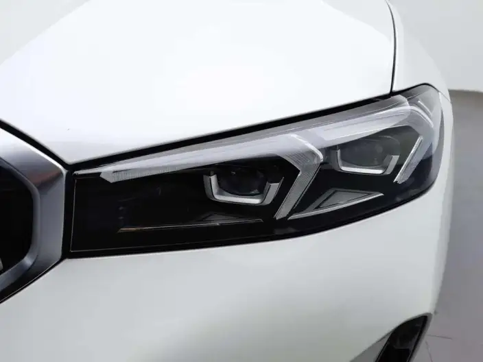BMW 3 Series 2023 Model 320i M Sports Set – фото 6