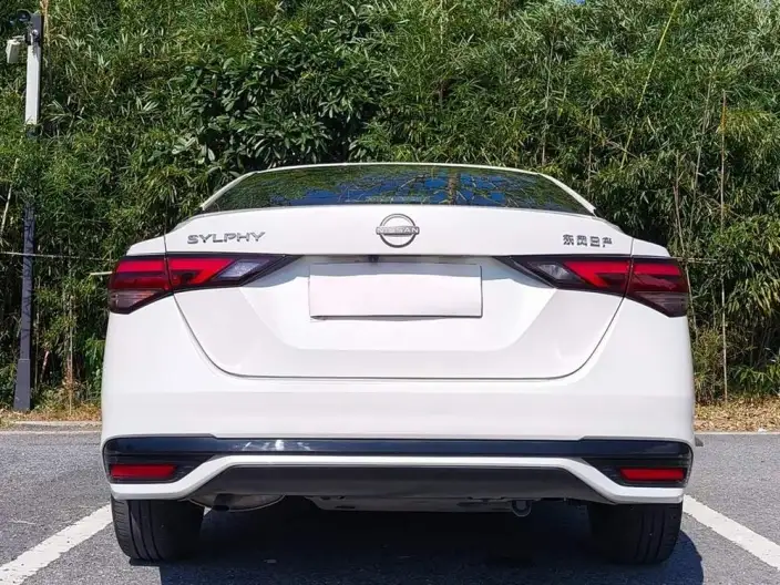 Nissan Sylphy 2023 Model Facelift 1.6L CVT Yuexiang Edition – фото 5