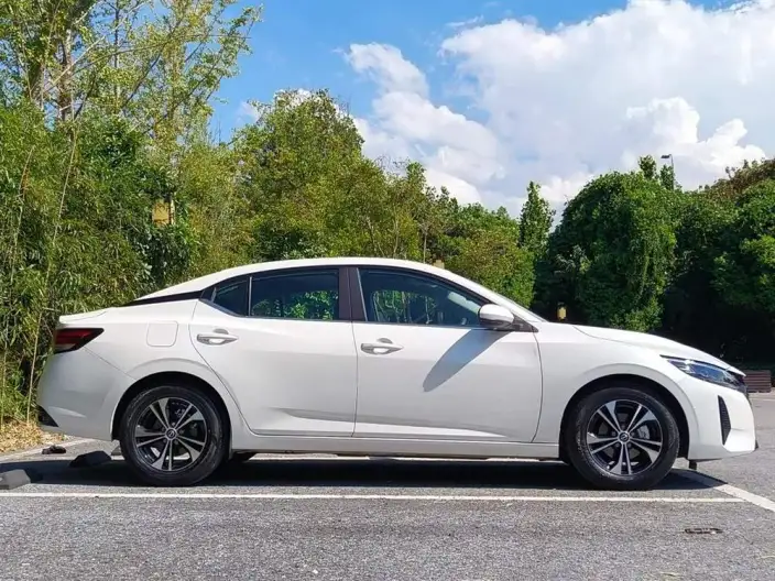 Nissan Sylphy 2023 Model Facelift 1.6L CVT Yuexiang Edition – фото 7