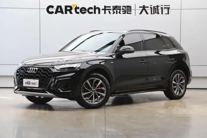 Audi Q5L 2025 Model 40TFSI Luxury Dynamic Model – фото 1