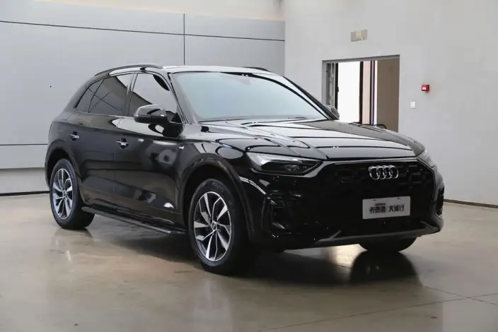 Audi Q5L 2025 Model 40TFSI Luxury Dynamic Model – фото 3