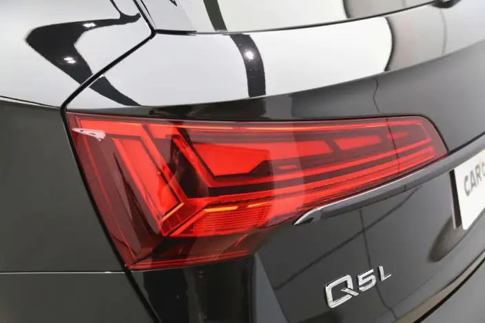 Audi Q5L 2025 Model 40TFSI Luxury Dynamic Model – фото 9