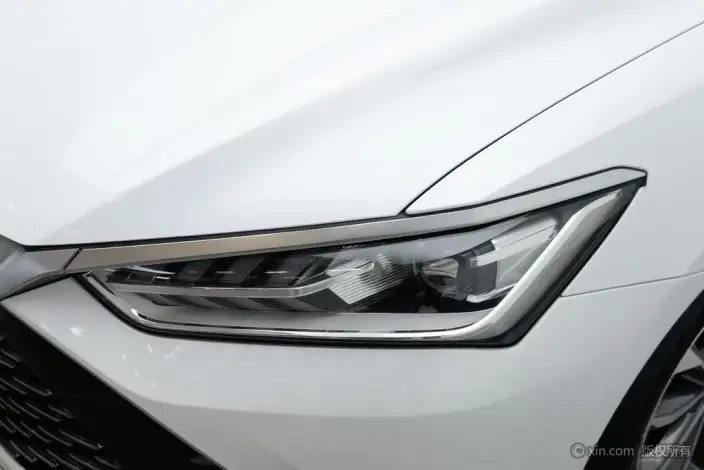 BYD Qin PLUS DM 2024 Model Honor Edition DM-i 55KM Leading Model – фото 7
