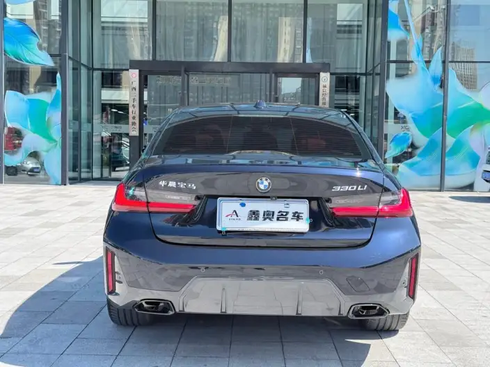 BMW 3 Series 2023 Model 330Li M Sports Night Set – фото 6