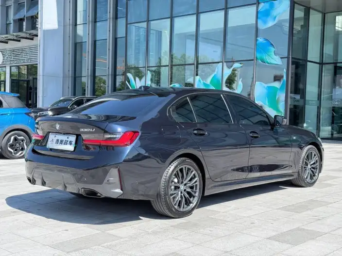 BMW 3 Series 2023 Model 330Li M Sports Night Set – фото 7