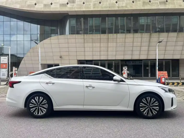 Nissan Teana 2022 Model 2.0L XL-TLS Yuexiang Edition – фото 8