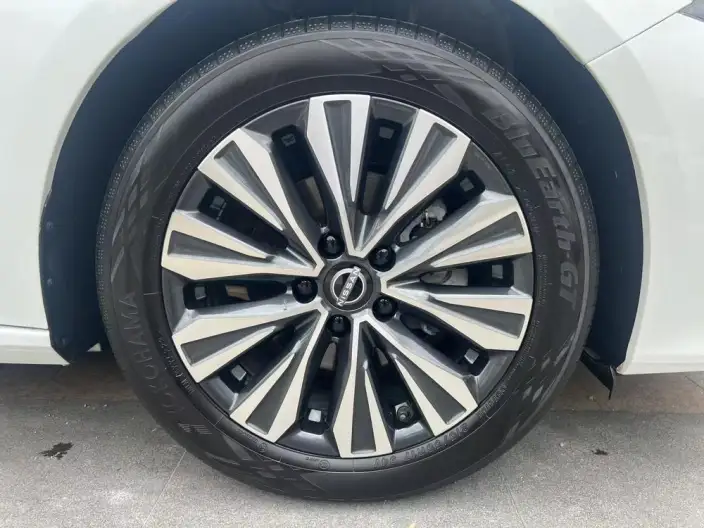 Nissan Teana 2022 Model 2.0L XL-TLS Yuexiang Edition – фото 9