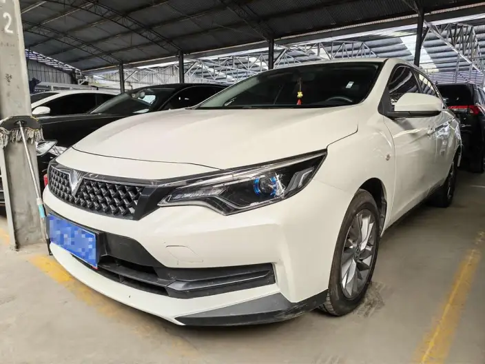 Venucia D60 2021 Model 1.6L XE CVT Smooth Ride Edition – фото 1