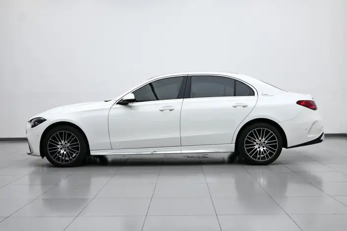 Mercedes-Benz C-Class 2025 Model C 260 L Sports Edition – фото 4