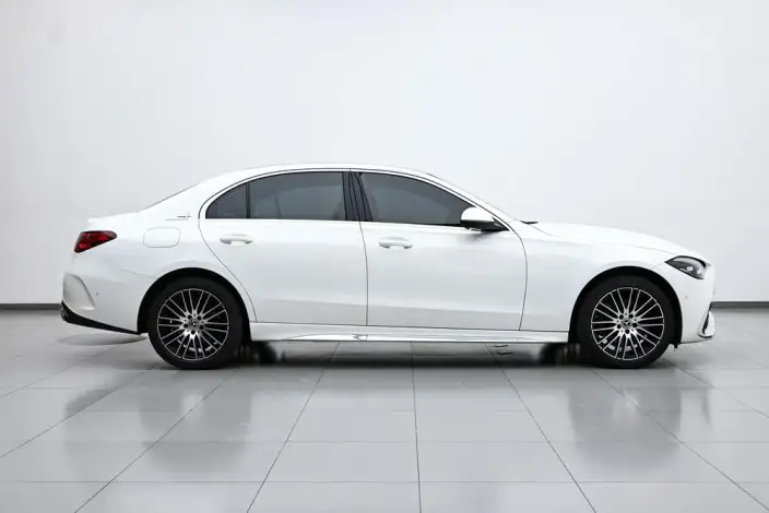 Mercedes-Benz C-Class 2025 Model C 260 L Sports Edition – фото 8