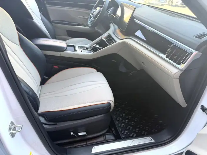 BYD Song PLUS DM 2021 Model DM-i 110KM 2WD Flagship PLUS 5G Edition – фото 7