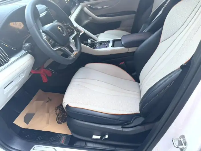 BYD Song PLUS DM 2021 Model DM-i 110KM 2WD Flagship PLUS 5G Edition – фото 8