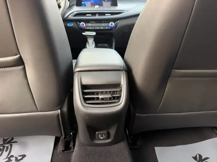Buick Velite 6 PHEV 2022 Model Connected Smart Enjoy Model – фото 8