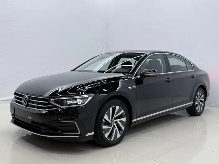 Volkswagen Magotan PHEV 2022 Model Luxury Model – фото 9