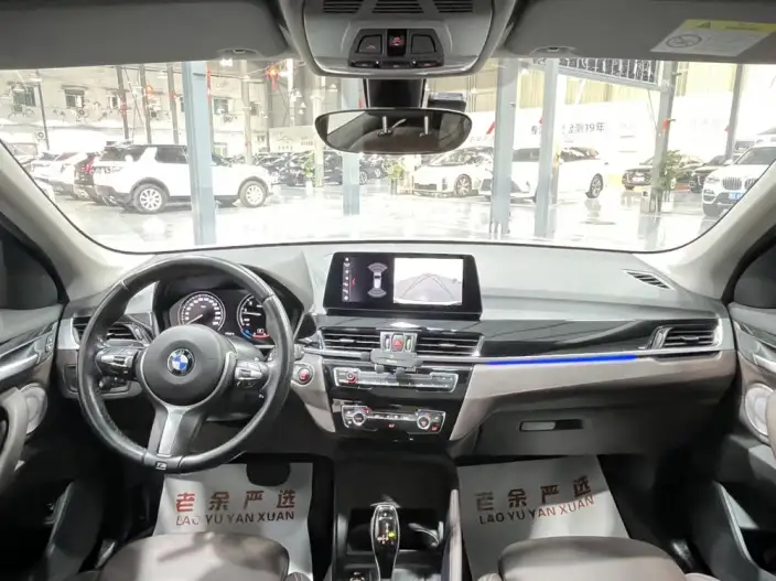 BMW X1 2022 Model sDrive25Li Leading Model – фото 7