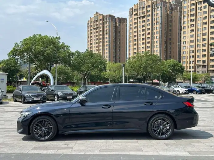 BMW 3 Series 2023 Model 325Li M Sports Night Set – фото 3