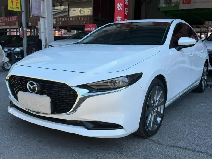 Mazda3 Axela 2021 Model 2.0L Automatic Zhi Ya Edition – фото 1