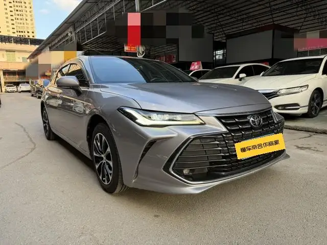 Toyota Avalon 2023 Model 2.0L CVT Deluxe Edition – фото 3