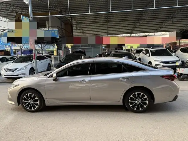 Toyota Avalon 2023 Model 2.0L CVT Deluxe Edition – фото 4
