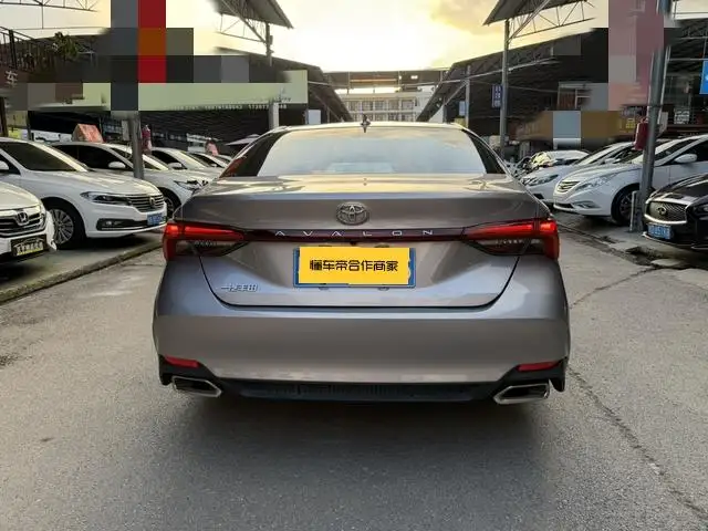 Toyota Avalon 2023 Model 2.0L CVT Deluxe Edition – фото 6