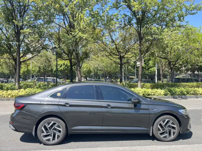Volkswagen Sagitar 2023 Model 280TSI DSG Beyond Edition