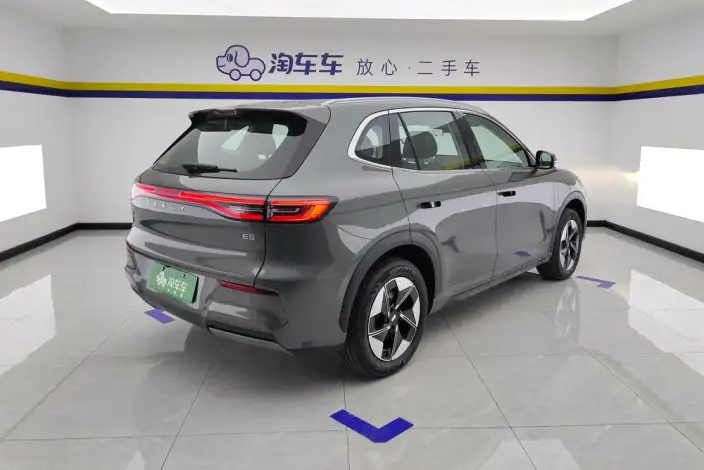 Geely Galaxy E5 2026 Model 610km Tiggo + Edition