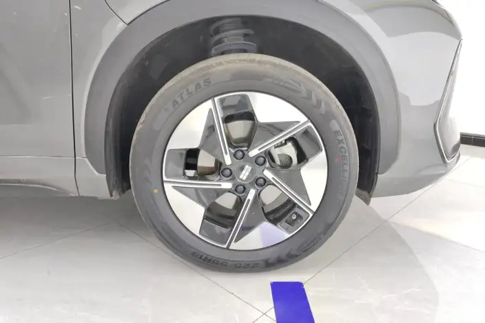 Geely Galaxy E5 2026 Model 610km Tiggo + Edition – фото 10