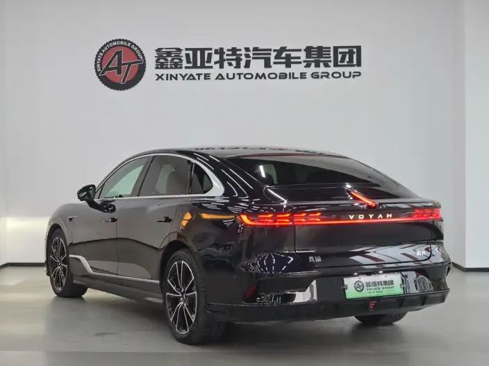 VOYAH Pursuit PHEV 2024 Model Ultra-long Endurance 4WD Ultimate Edition – фото 4