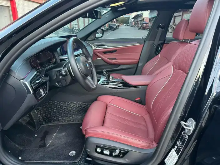 BMW 5 Series 2022 Model Facelift 530Li Exclusive Model M Sports Set – фото 7