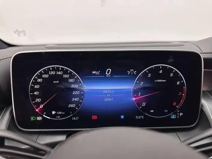 Mercedes-Benz GLC 2024 Model GLC 300 L 4MATIC Luxury Model 5 seat – фото 10