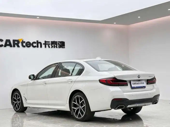 BMW 5 Series 2022 Model Facelift II 530Li Exclusive Model M Sports Set – фото 5