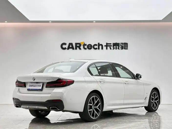 BMW 5 Series 2022 Model Facelift II 530Li Exclusive Model M Sports Set – фото 7