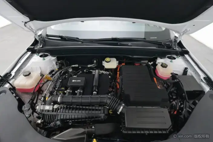 BYD Seal 05DM 2025 Model Smart Driving Edition DM-i 55KM Luxury Model – фото 5