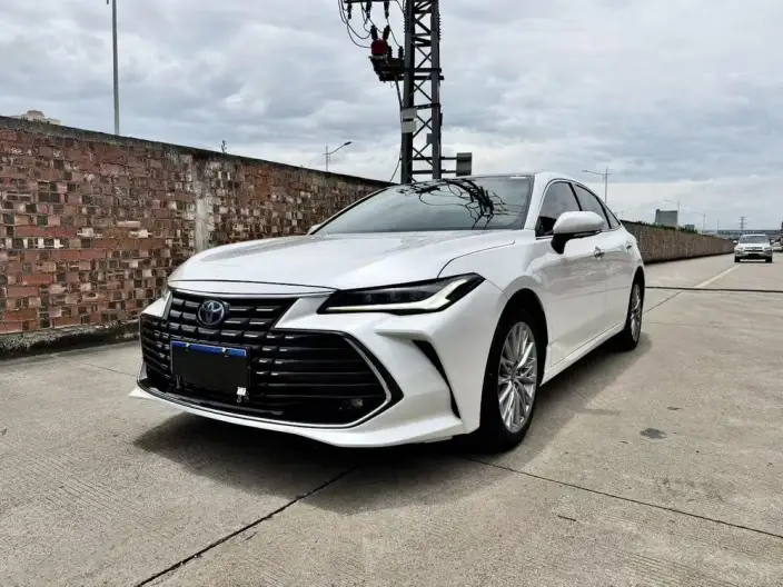 Toyota Avalon 2022 Model Hybrid 2.5L XLE Premium Edition – фото 1