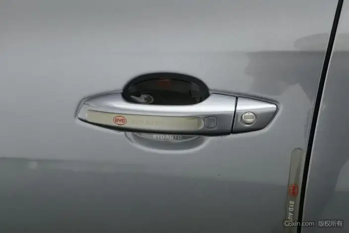 BYD Seal 05DM 2026 Model DM-i 210KM Noble Model – фото 8