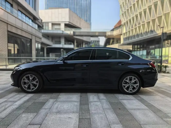 BMW i3 2025 Model eDrive35L – фото 4
