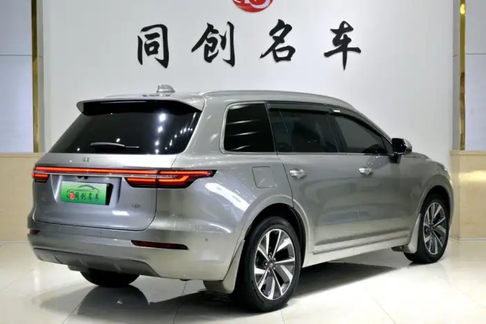 Li Auto ONE 2021 Model Extended Range 6 seat Edition – фото 7