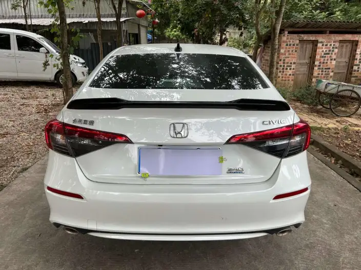 Honda Civic 2022 Model 240TURBO CVT Combustion Edition – фото 5