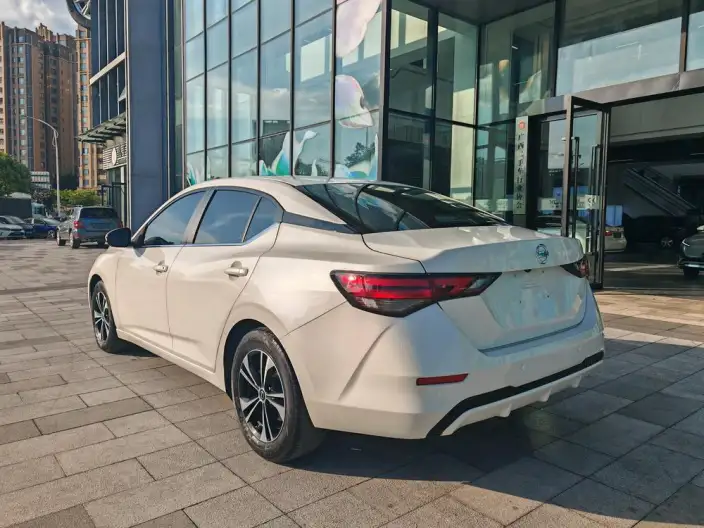 Nissan Sylphy 2022 Model 1.6L XL CVT Yuexiang Edition – фото 5