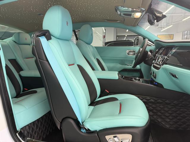 Wraith 2013 модификация 6.6T Standard type – фото 11