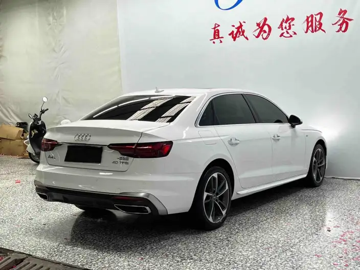 Audi A4 L 2022 Model 40 TFSI Fashion Dynamic Model – фото 6