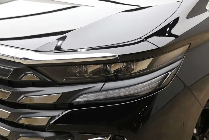 Vellfire 2023 Model Toyota Crown 2.5L Intelligent Hybrid 4WD Supreme Executive Edition – фото 7