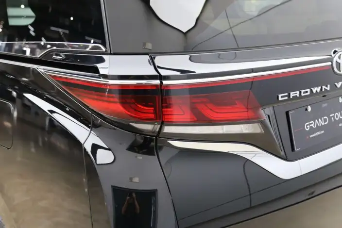 Vellfire 2023 Model Toyota Crown 2.5L Intelligent Hybrid 4WD Supreme Executive Edition – фото 8