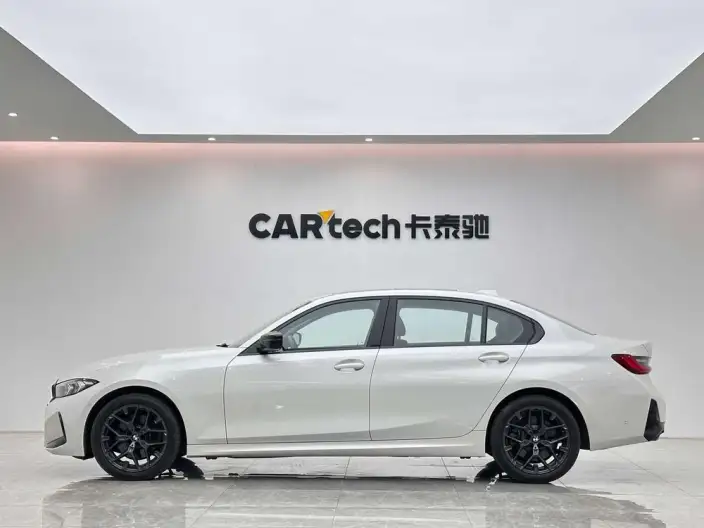 BMW 3 Series 2025 Model 330Li M Sports Night Set