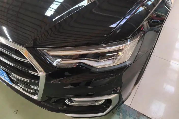 Audi A6L 2024 Model 55 TFSI quattro Exclusive Dynamic Model – фото 4