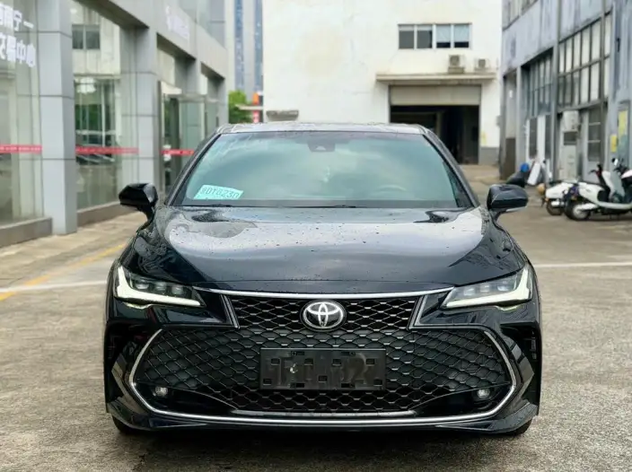 Toyota Avalon 2022 Model 2.5L Deluxe Edition