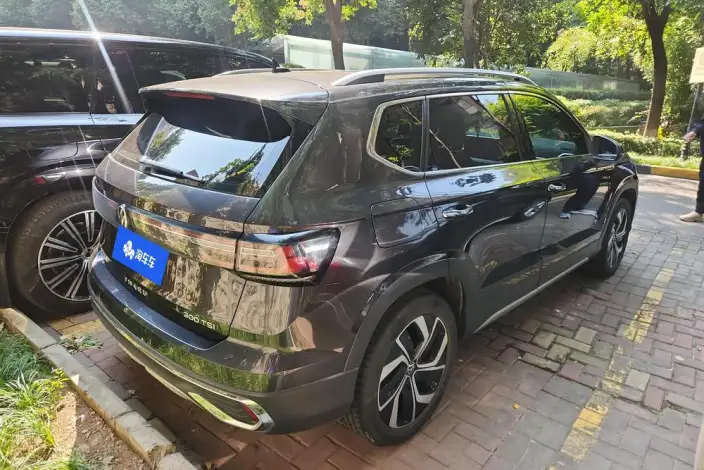 Volkswagen Tharu 2023 Model 300TSI 2WD Full Moon Edition