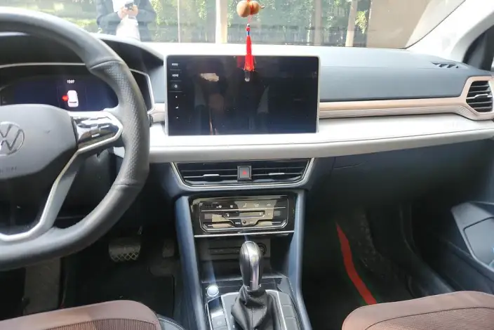 Volkswagen Tharu 2023 Model 300TSI 2WD Full Moon Edition – фото 10