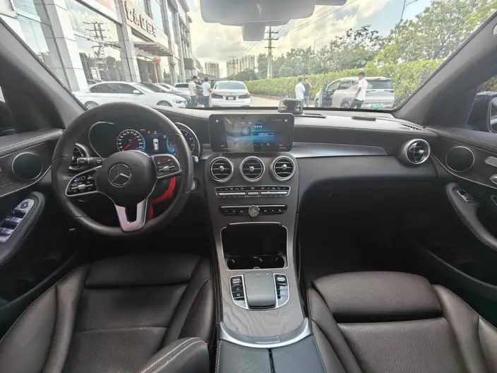 Mercedes-Benz GLC 2022 Model GLC 300 L 4MATIC Dynamic Model – фото 6